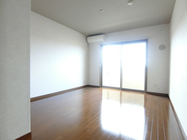 居室・リビング　イメージ503号室の写真