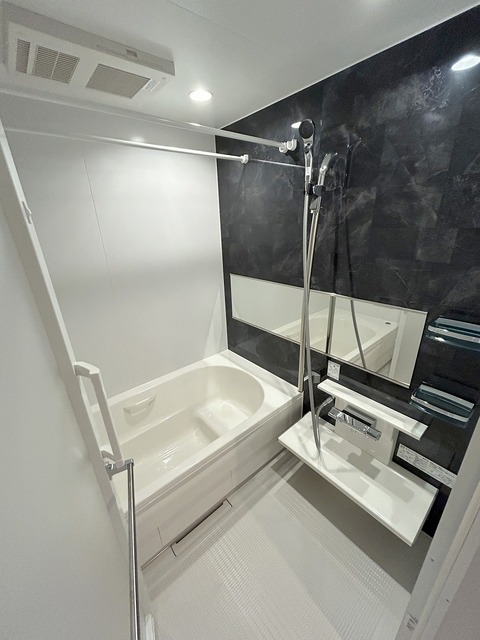 バス・シャワールーム　★ゆったり広めのバスルーム★