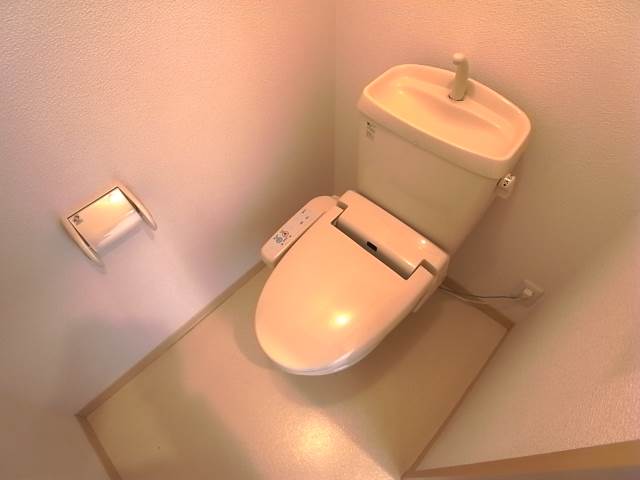 トイレ　落ち着く空間ですね。