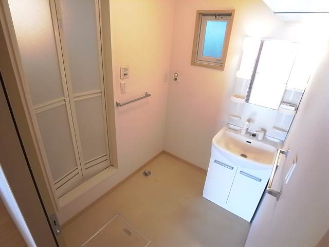 洗面設備　朝の支度にいかがでしょうか