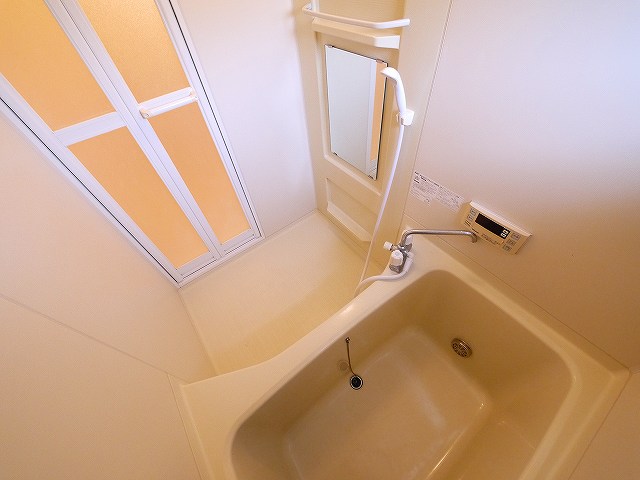 バス・シャワールーム　お風呂で日々の疲れを落としましょう