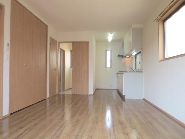 居室・リビング　家具の配置がしやすいリビング