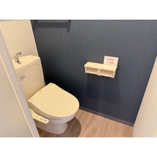 トイレ　※別号室参考画像