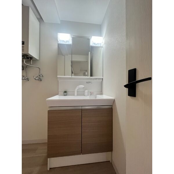 洗面設備　※別号室参考画像