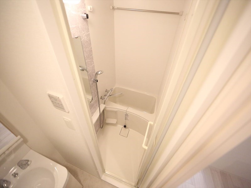 バス・シャワールーム　バスルーム　浴室暖房乾燥機付き