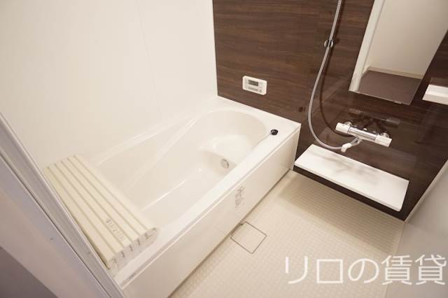 バス・シャワールーム　別部屋