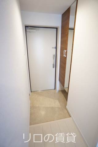 玄関　別部屋