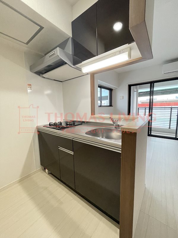 キッチン　※別号室の参考写真になります。