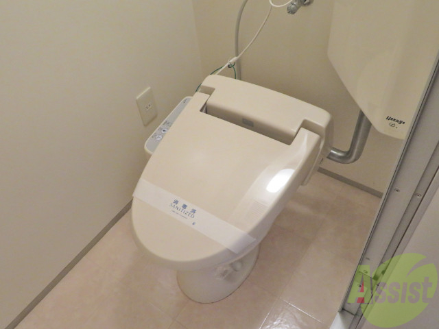 トイレ　トイレにはウォッシュレットが付いております