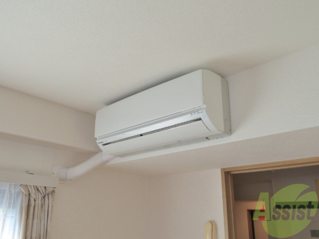 その他設備　エアコンも、居室に一台付いております。安心ですね。