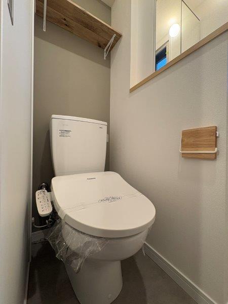 トイレ　※別室参考写真