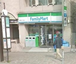 コンビニ　ファミリーマート新宿七丁目店（コンビニ）まで200m