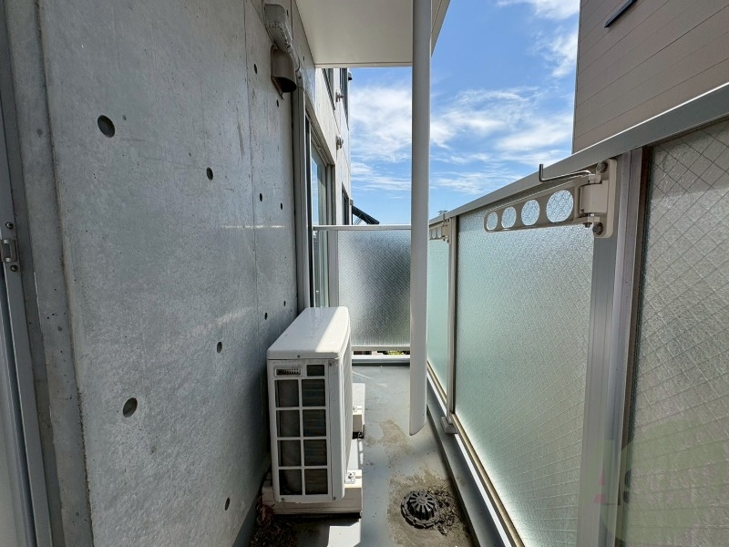 バルコニー　バルコニーが付いていますので一息ついてみてはいかがですか。