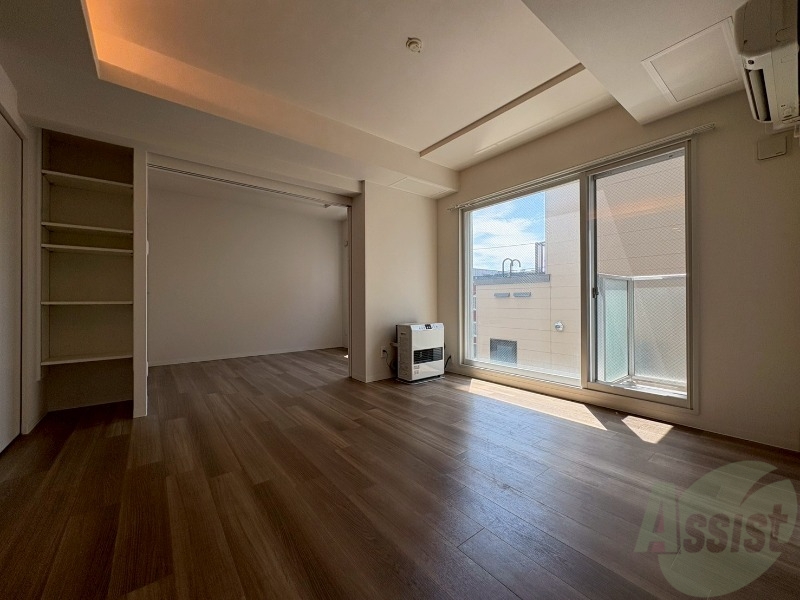 居室・リビング　広くてキレイなお部屋が広がっていて、充実した生活が送れそう。