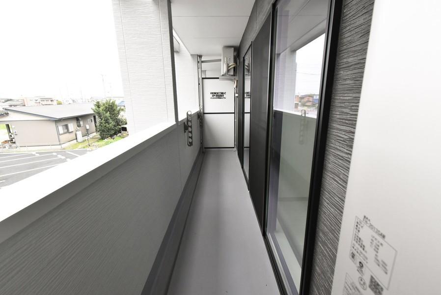 バルコニー　イメージ写真（同様の物件より）