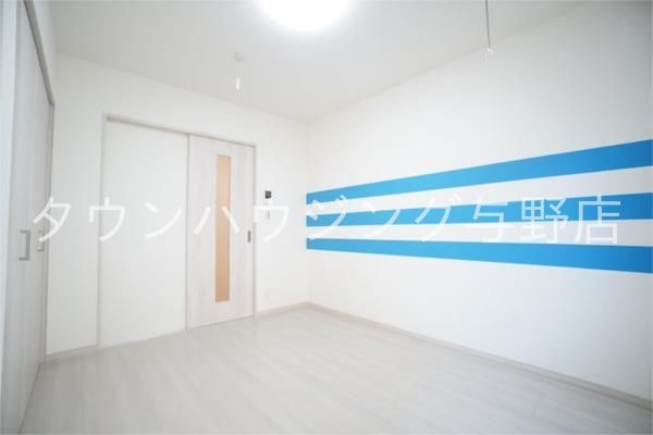 居室・リビング　エントランス