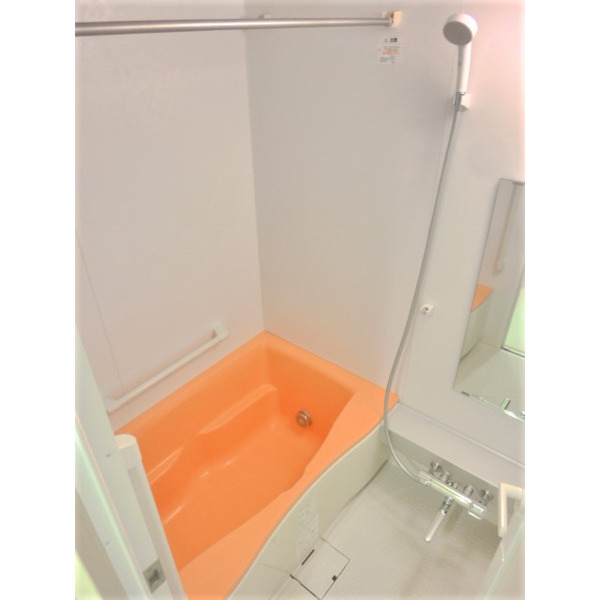 バス・シャワールーム　浴室