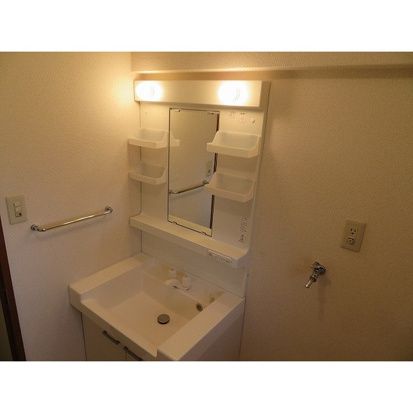 洗面設備　■独立洗面台■室内洗濯機置き場