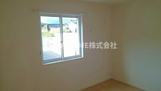 その他部屋・スペース　６帖の洋室になります◎