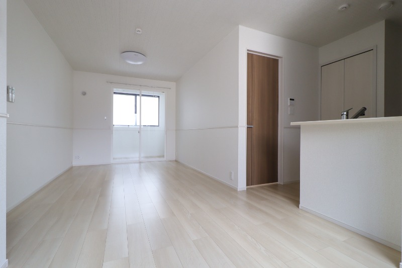 居室・リビング　図面と現状に相違がある場合には現状を優先