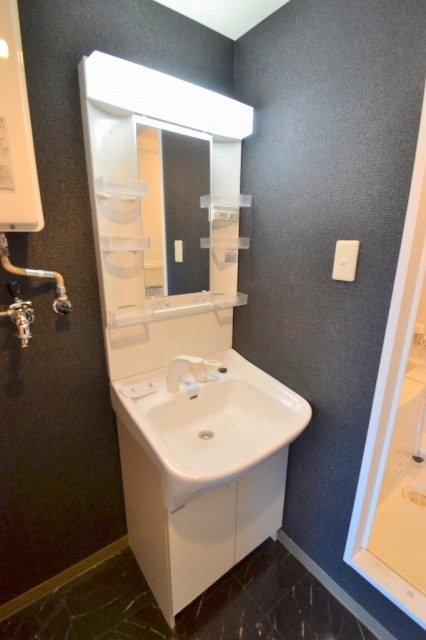 洗面設備　シャンプードレッサー完備♪