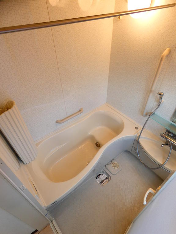 バス・シャワールーム　バス