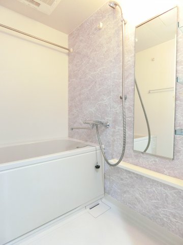 バス・シャワールーム　★お風呂　※シリーズ物件イメージ