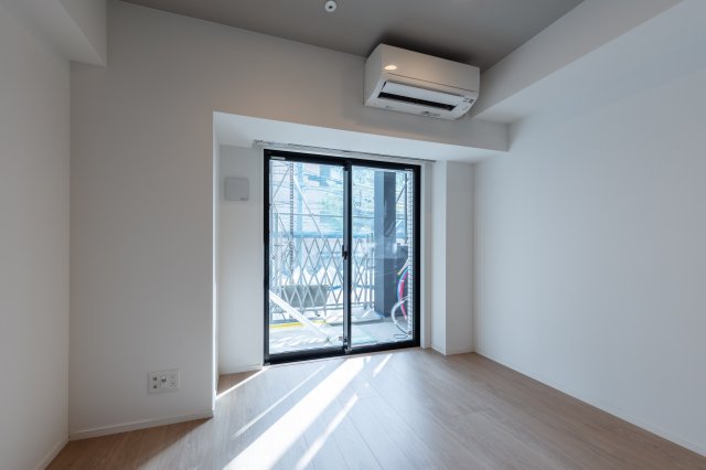 居室・リビング　※参考写真です（カラータイプが異なる場合がございます）