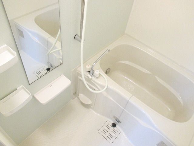 バス・シャワールーム　★追い焚きの出来るバスルーム★