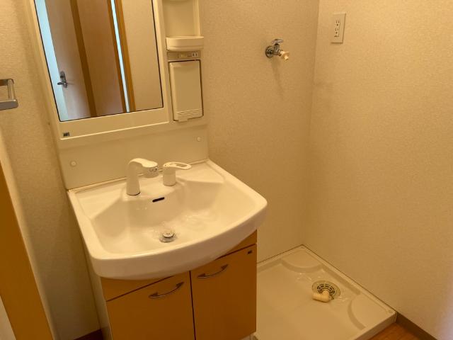 洗面設備　洗髪洗面化粧台