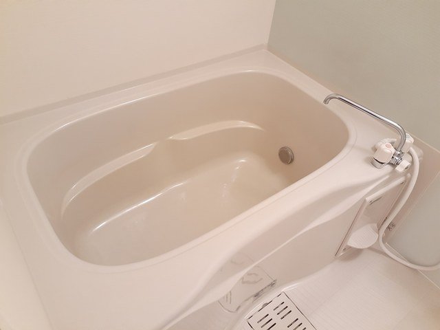 バス・シャワールーム　お風呂で日々の疲れを落としましょう