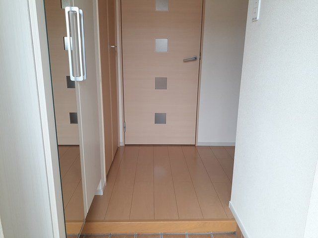 玄関　ゆったりとした玄関です