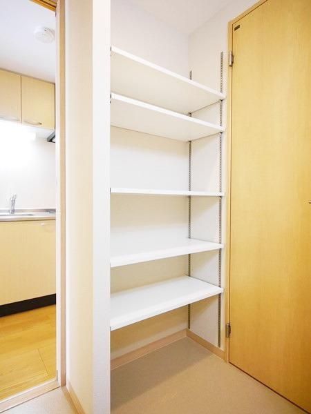 その他設備　★ランドリーラック！★