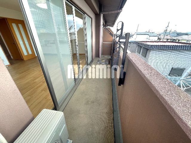 バス・シャワールーム　追炊き付きの浴室です