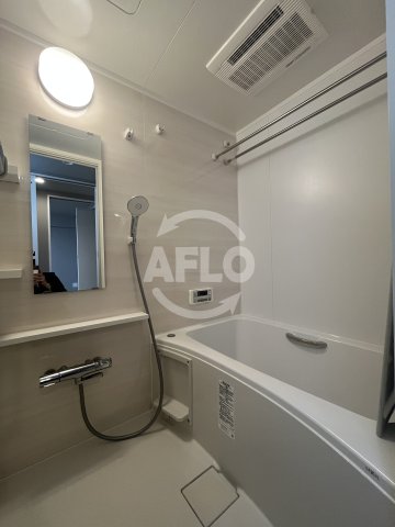 バス・シャワールーム　インプルーブ緑地公園　浴室