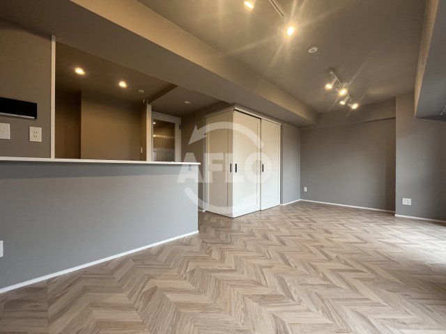 居室・リビング　インプルーブ緑地公園　リビング