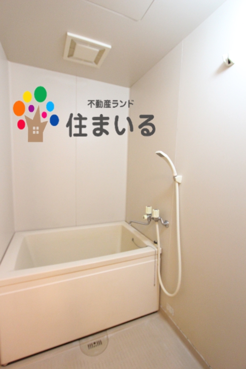 バス・シャワールーム　※写真は同物件別部屋写真となります