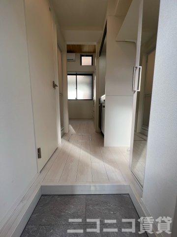 玄関　別号室イメージの為、現状を優先致します。