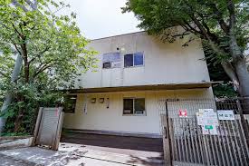 幼稚園・保育園　ひがしやつやま保育園（幼稚園・保育園）まで190m