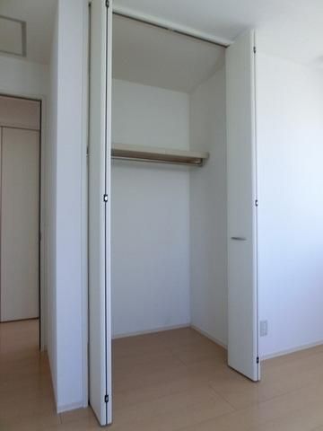 収納　奥行きのあるクローゼット