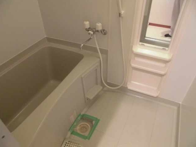 バス・シャワールーム　風呂