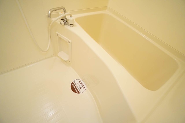 バス・シャワールーム　※同型反転タイプになります。