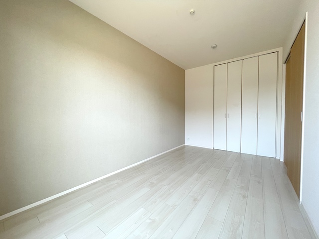 その他部屋・スペース　★明るい白基調の内装のお部屋です★
