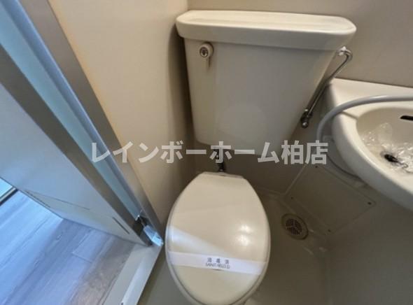 トイレ　コンパクトで使いやすいトイレです