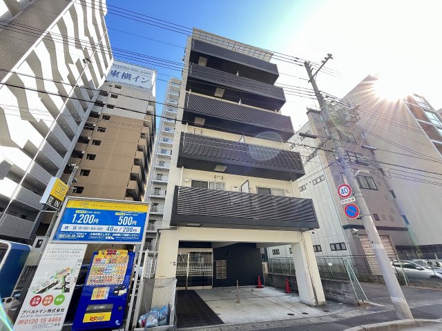 建物外観　落ち着いた雰囲気の外観です