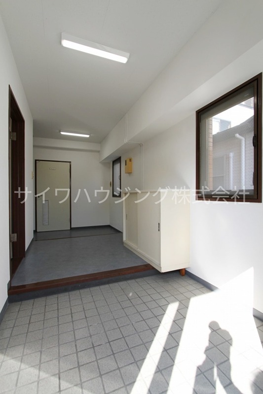 玄関　退去予定の為、過去の参考写真になります