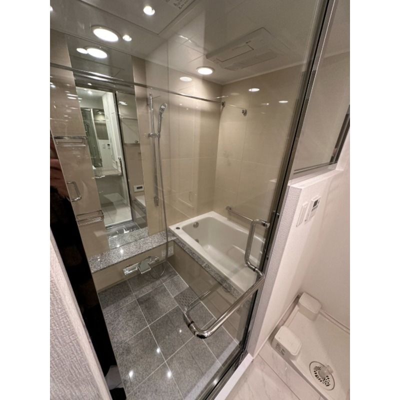 バス・シャワールーム