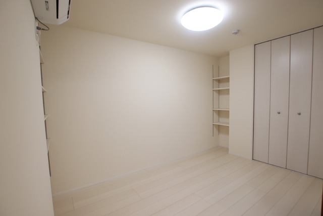 その他部屋・スペース　【洋室５．２帖】ＩＯＴ照明つき♪