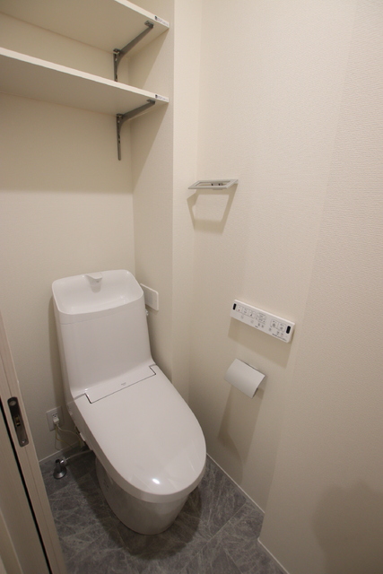 トイレ　温水洗浄つきトイレ♪