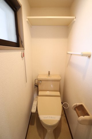 トイレ　シンプルで使いやすいトイレです